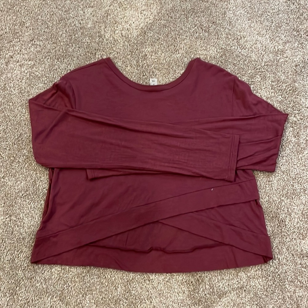 Beyond Yoga Cross Back Long Sleeve Crop